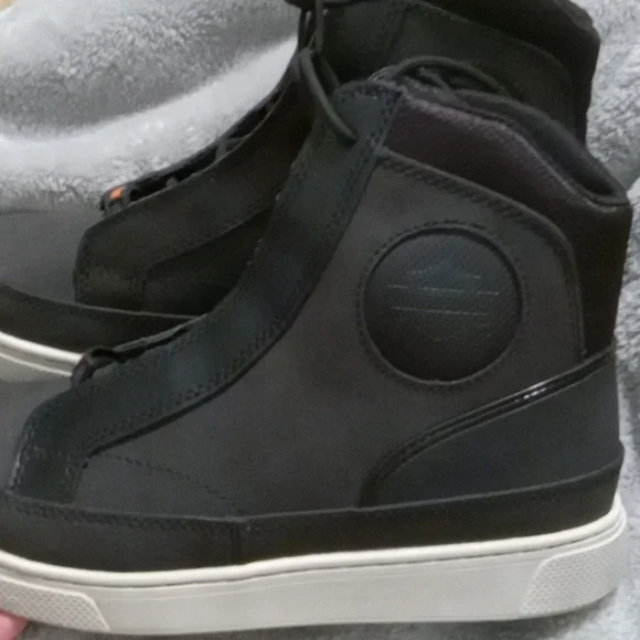 Harley-Davidson Black and White High-Top Sneakers - Picture 3 of 4